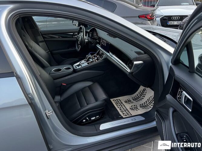 porsche Panamera 4S 2018