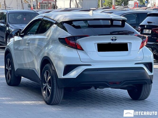 Toyota C-HR 34 toyota C-HR 2017
