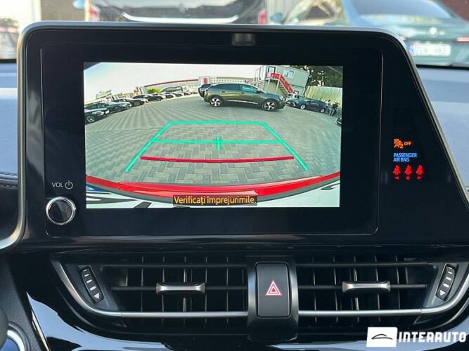 Toyota C-HR 42 toyota C-HR 2022
