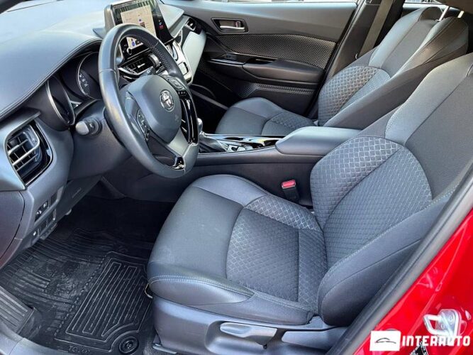 Toyota C-HR 35 toyota C-HR 2022