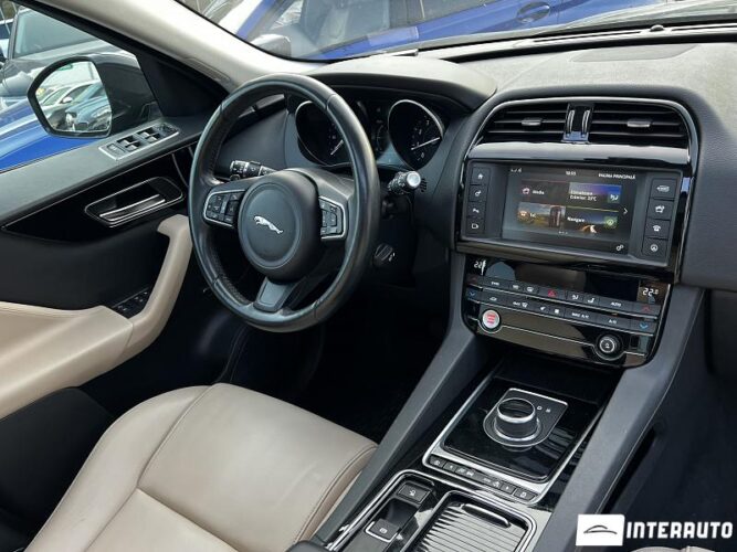 Jaguar F-Pace 43 jaguar F-Pace 2017