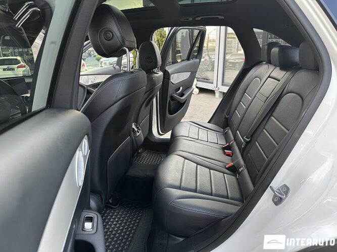 Mercedes GLC 350e 48 mercedes GLC 350e 2019
