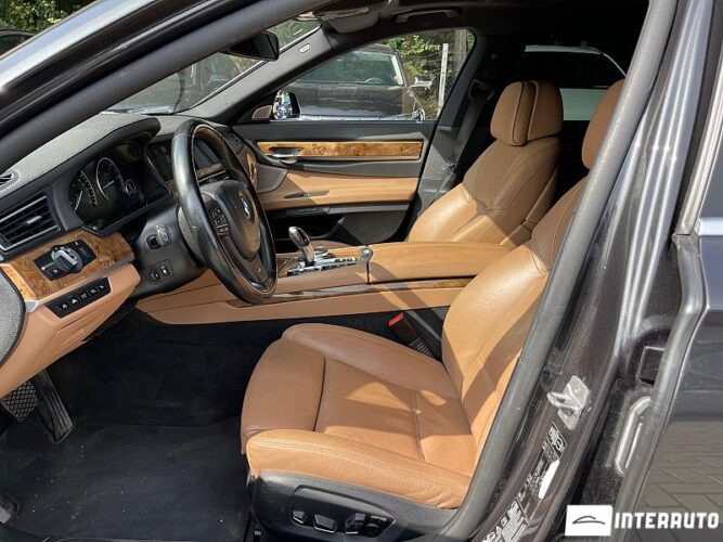 BMW 740 38 bmw 740 2013