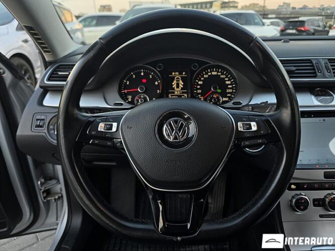 Volkswagen Passat 36 volkswagen Passat 2012