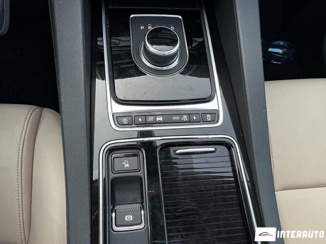 Jaguar F-Pace 47 jaguar F-Pace 2017