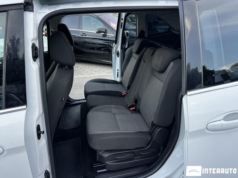 Ford Grand C-MAX