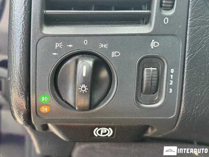 Mercedes E 220 30 mercedes E 220 1997