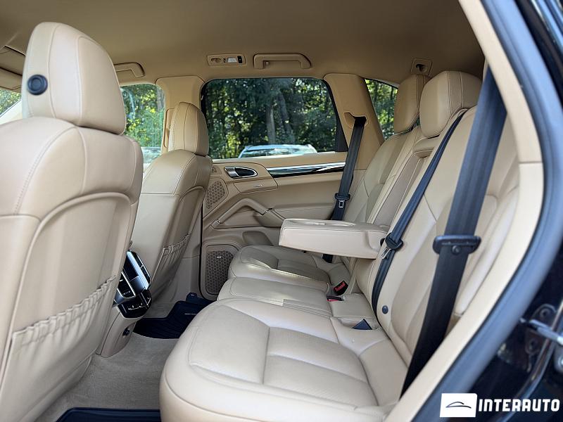 porsche Cayenne 2016