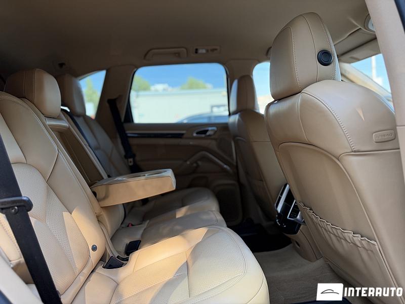 porsche Cayenne 2016