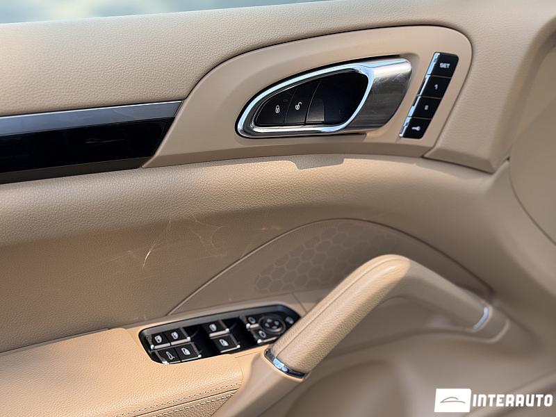 porsche Cayenne 2016