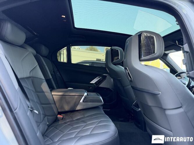 bmw 760 2022