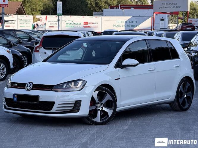 Volkswagen Golf GTI 2015 doar la InterAuto