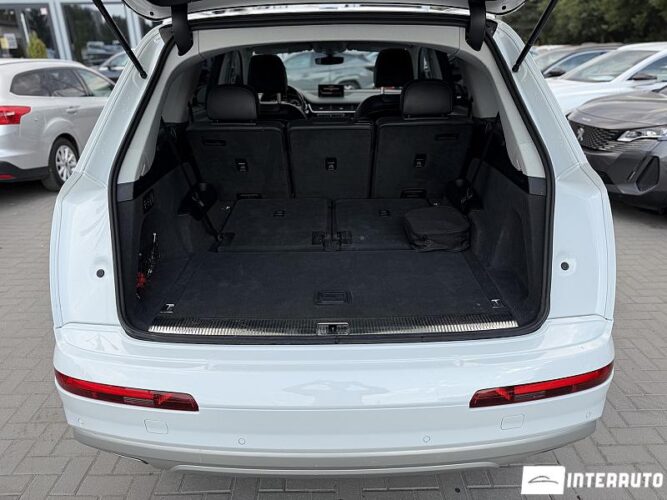 Audi Q7 38 audi Q7 2017