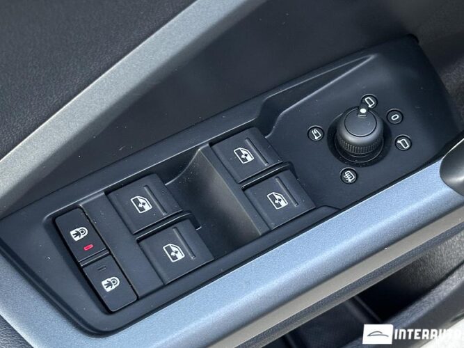 Audi Q3 52 audi Q3 2020