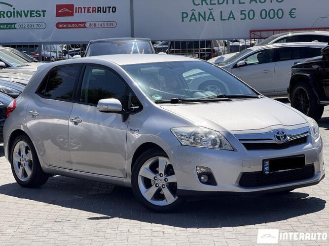 Toyota Auris 32 toyota Auris 2010