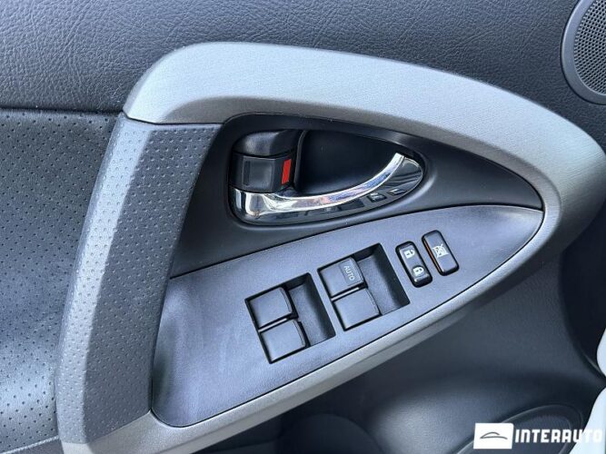 Toyota Rav-4 48 toyota Rav-4 2012