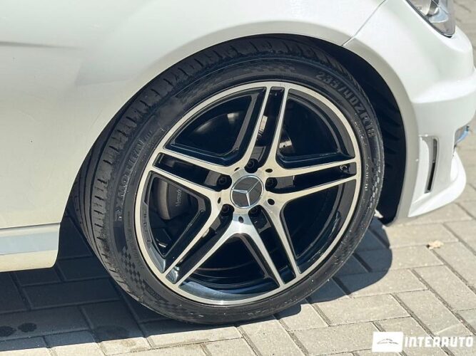 Mercedes C 250 46 mercedes C 250 2015