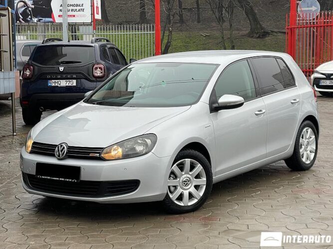 Volkswagen Golf 2009 doar la InterAuto