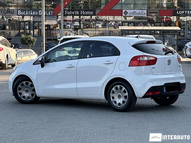 kia Rio 2013