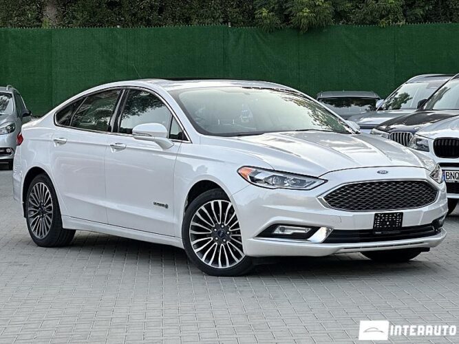 Ford Fusion 2018 doar la InterAuto