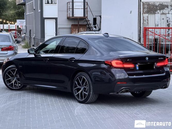 bmw 545e 2022