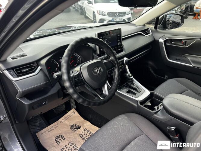 Toyota Rav-4 33 toyota Rav-4 2021