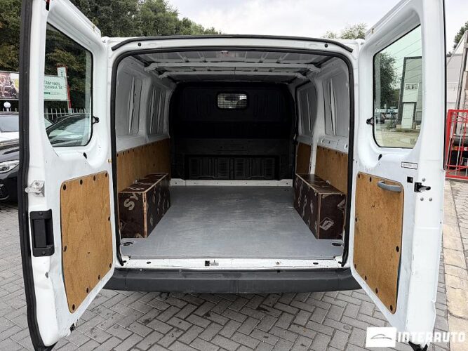 ford Transit 2011