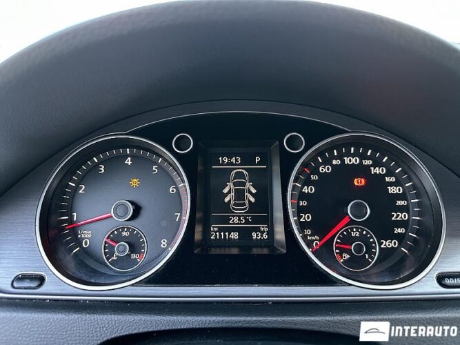 Volkswagen Passat 38 volkswagen Passat 2011