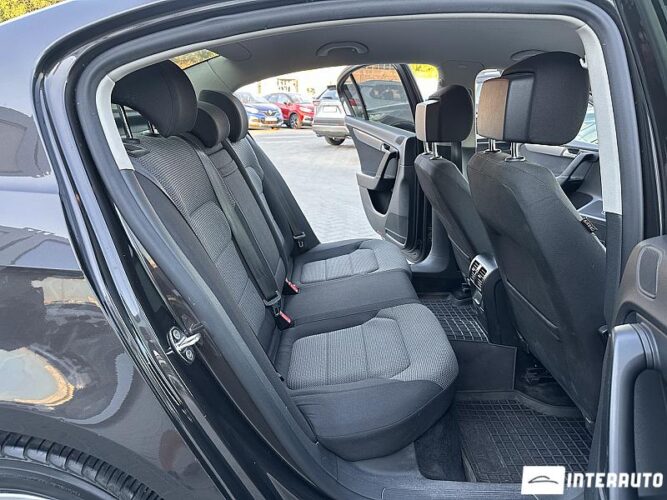 Volkswagen Passat 43 volkswagen Passat 2011