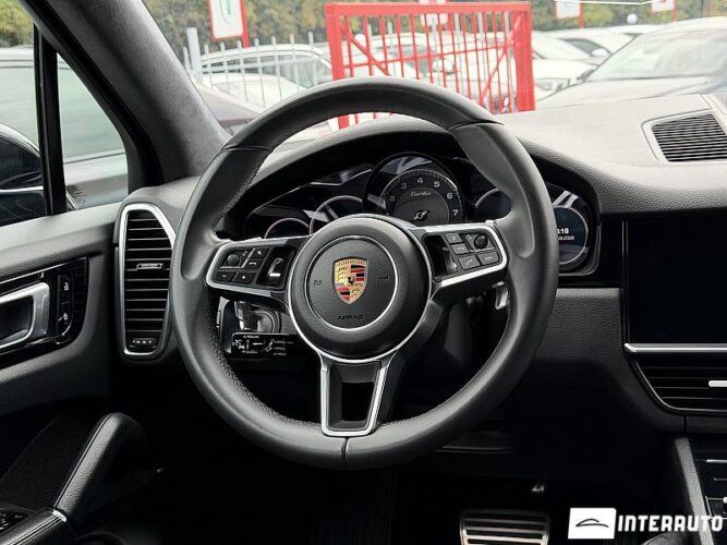 porsche Cayenne Turbo 2018