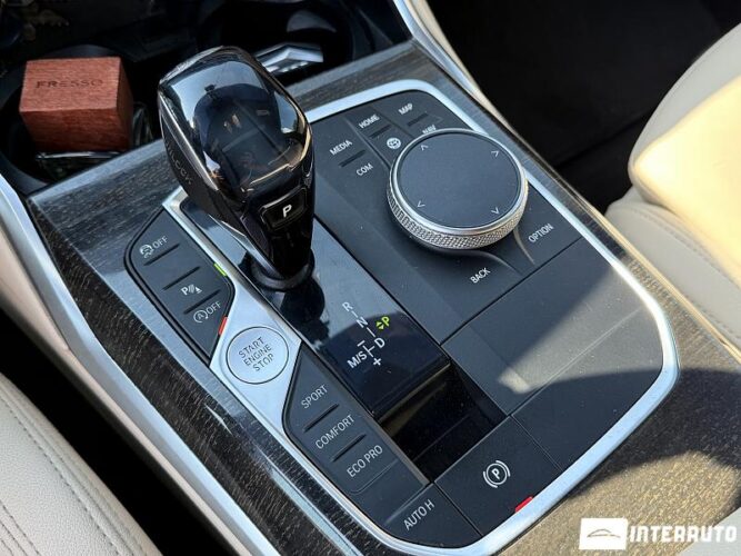 bmw 330 2019