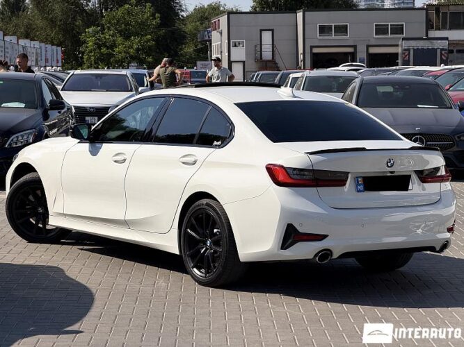 bmw 330 2019