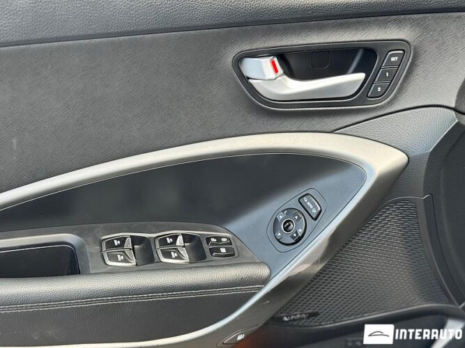 Hyundai Grand Santa Fe 41 hyundai Grand Santa Fe 2017