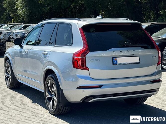 volvo XC 90 2021