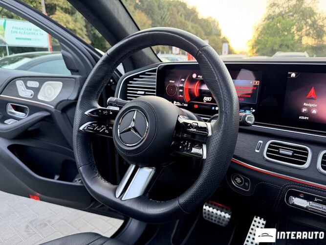 Mercedes GLE Coupe 450 44 mercedes GLE Coupe 450 2025