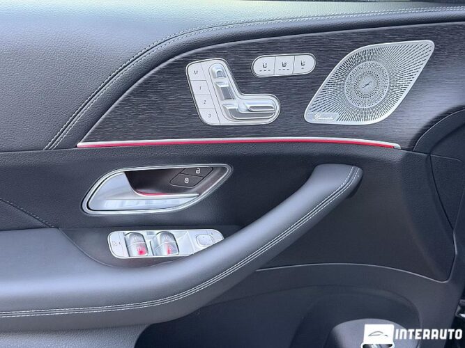 Mercedes GLE Coupe 450 52 mercedes GLE Coupe 450 2025
