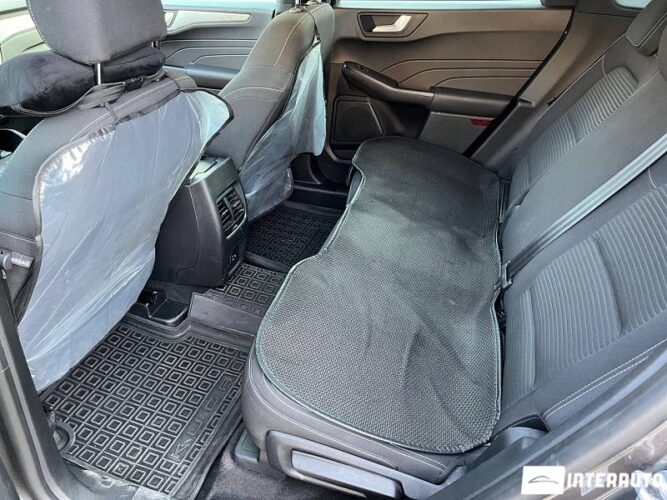 Ford Kuga 2022 doar la InterAuto