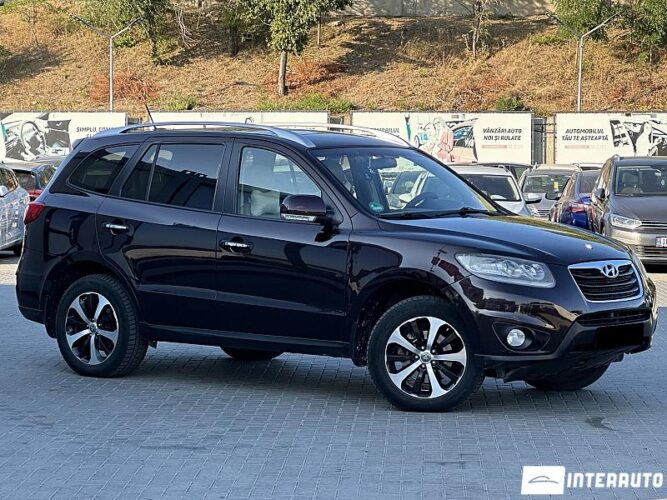 Hyundai Santa Fe 2010 doar la InterAuto