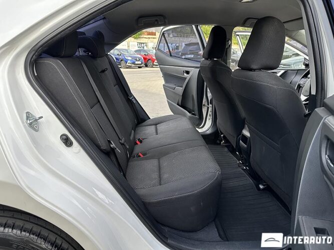 toyota Corolla 2015