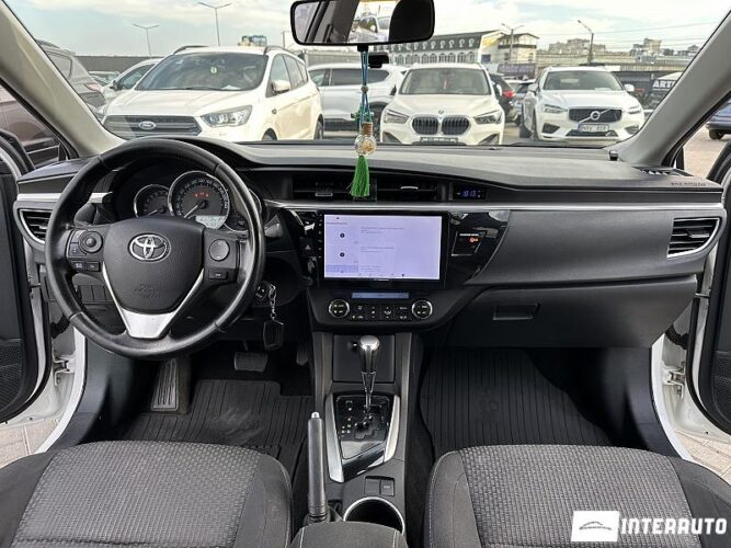 toyota Corolla 2015