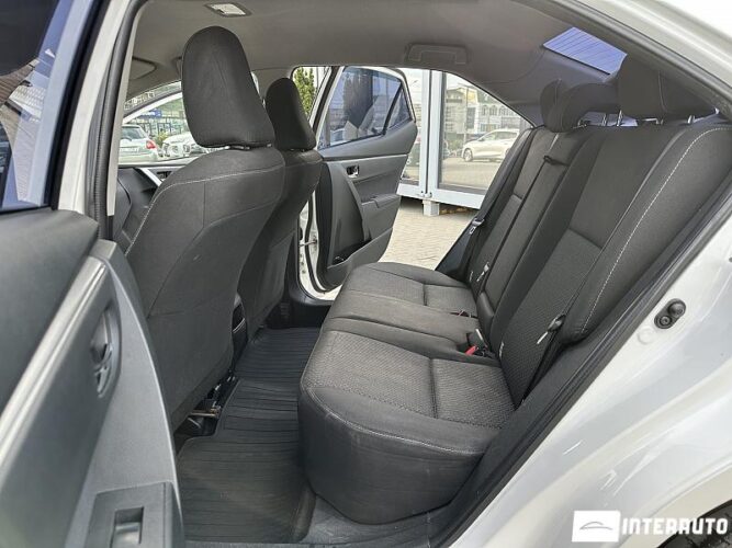 toyota Corolla 2015