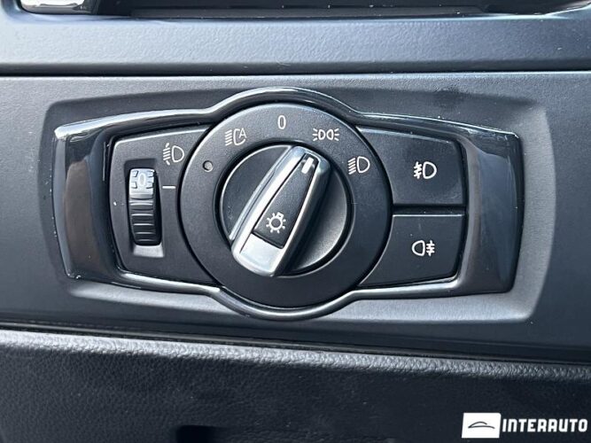 BMW 320 42 bmw 320 2009