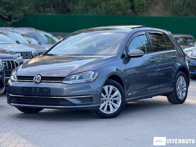 Volkswagen Golf 2021 doar la InterAuto
