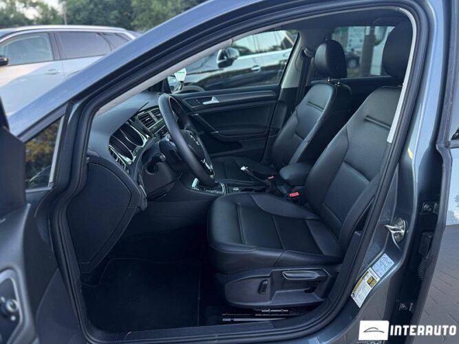 Volkswagen Golf 36 volkswagen Golf 2021