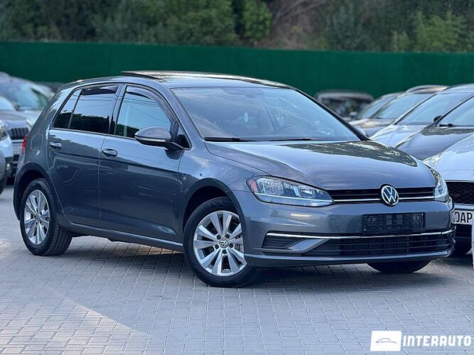 Volkswagen Golf 2021 doar la InterAuto