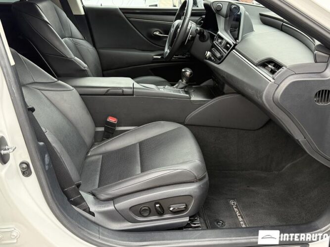Lexus ES 300h 47 lexus ES 300h 2022