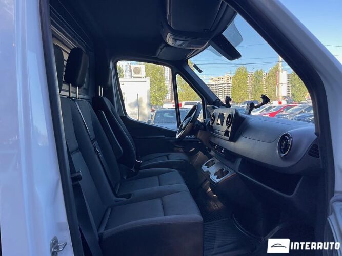 mercedes Sprinter 2021