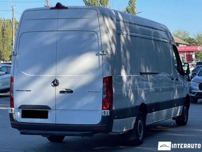 mercedes Sprinter 2021