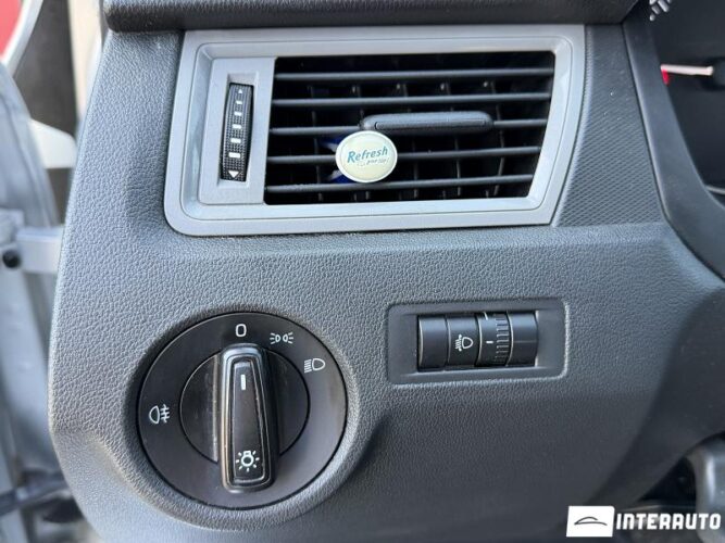Skoda Rapid 35 skoda Rapid 2015