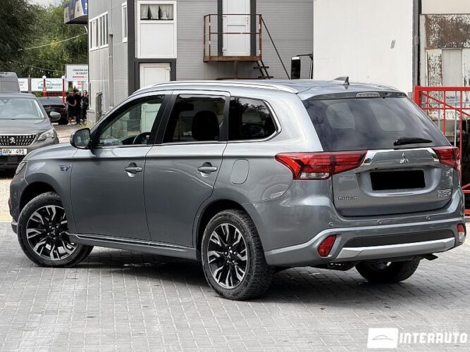 mitsubishi Outlander 2015
